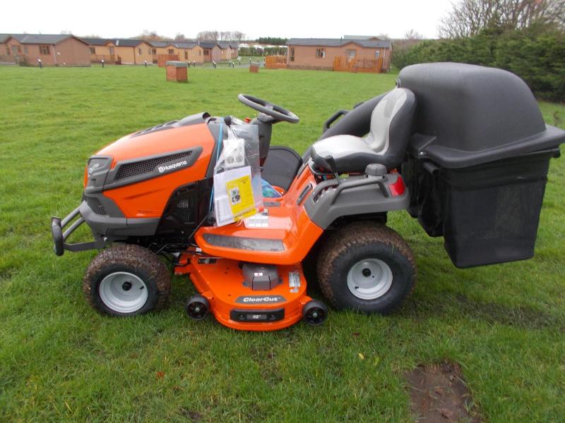 2020 HUSQVARNA TS248XD RIDE ON MOWER at MBS SALFORD Ltd PR4 3NJ